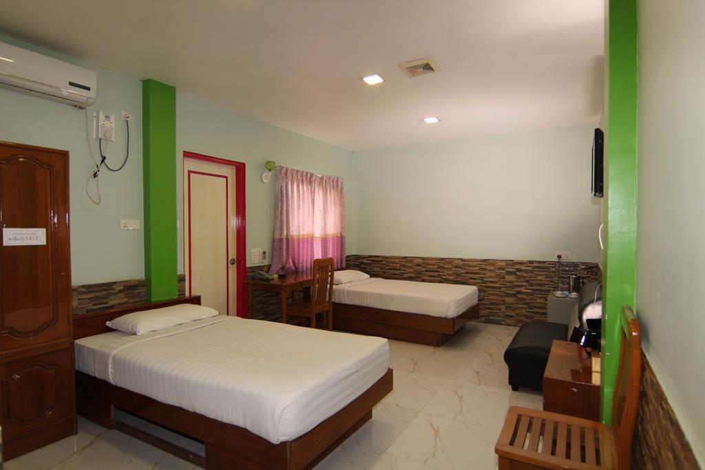 Hotel Windsor Янгон Екстериор снимка