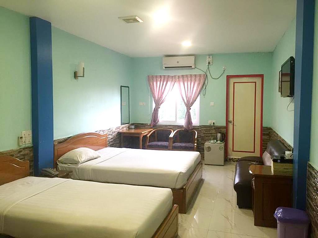 Hotel Windsor Янгон Екстериор снимка